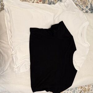 NWOT Bundle Universal Threads Tees